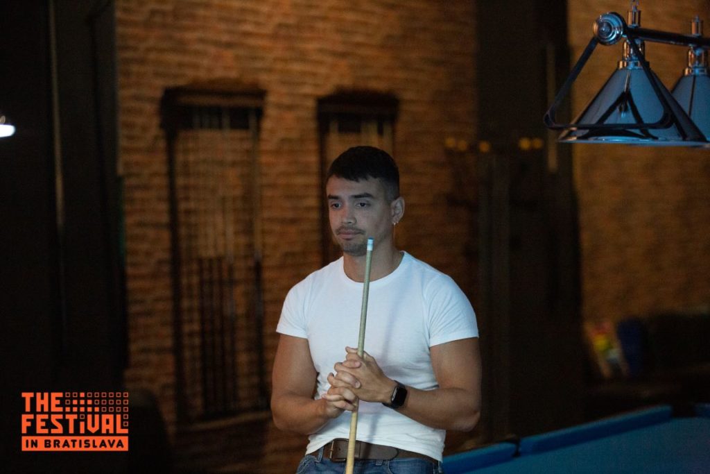 GE4C6901-Medium-1024x683