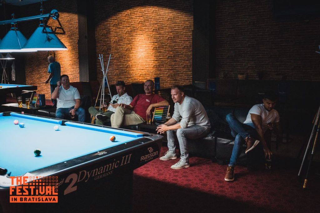 GE4C7110-Medium-1024x683