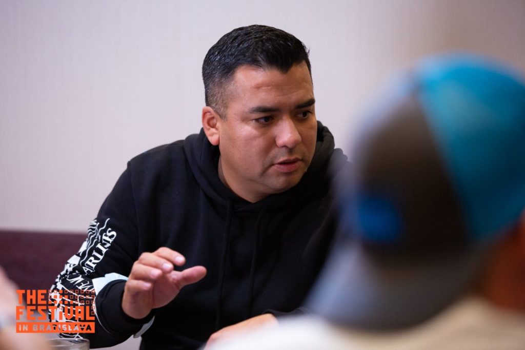 GE4C7675-Medium-1024x683