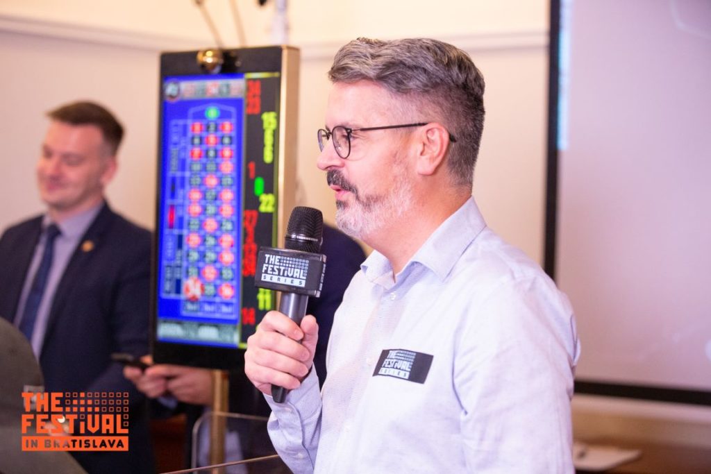 GE4C7752-Medium-1024x683